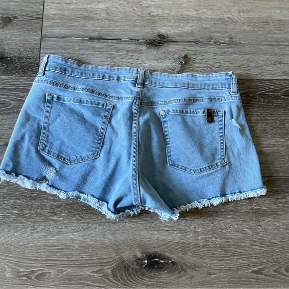 ROXY Sweet Dream Denim Shorts Size 30 Medium wash - Picture 2 of 6